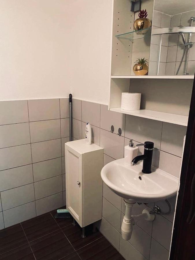 Apartmanek Patricie Room With Kitchenette Suitable For 2 Adults And 2 Children Mikulov Exteriér fotografie